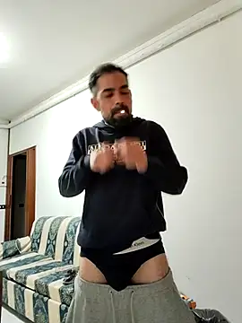 Nonsoilmionome89 online show from April 15, 6:37 pm