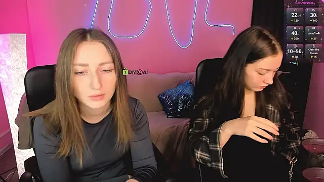 eva smiith  online show from March 5, 6:42 am