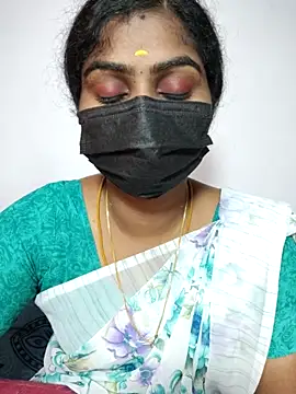 Snapshot of Tamil_Princess12 chatting on November 28, 5:37 pm Tamil Princess12 online show from November 28, 5:37 pm