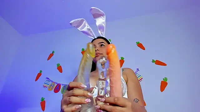 malthe 022 online show from April 4, 11:18 am