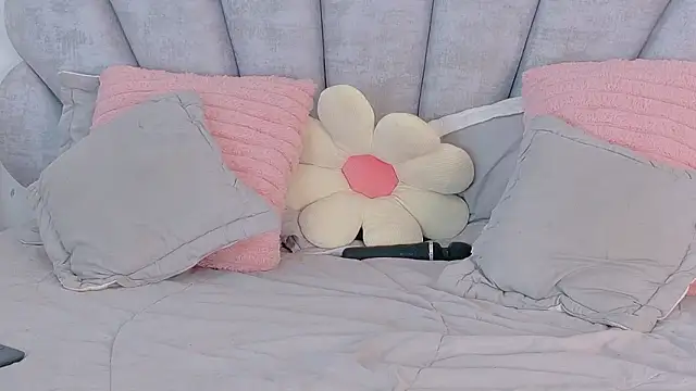 emma-conti2 online show from March 11, 2:23 pm