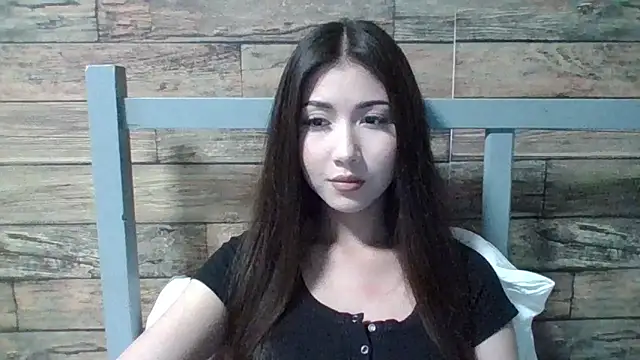 Snapshot of Virginia_Hicks chatting on October 9, 3:21 pm Virginia Hicks online show from October 9, 3:21 pm