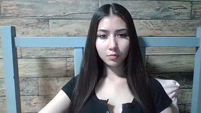 Snapshot of Virginia_Hicks chatting on November 23, 5:24 pm Virginia Hicks online show from November 23, 5:24 pm