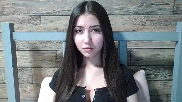 Snapshot of Virginia_Hicks chatting on November 28, 2:31 pm Virginia Hicks online show from November 28, 2:31 pm