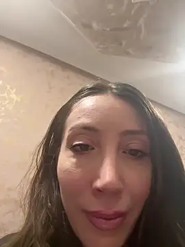 HellaryTourent online show from February 11, 3:17 pm