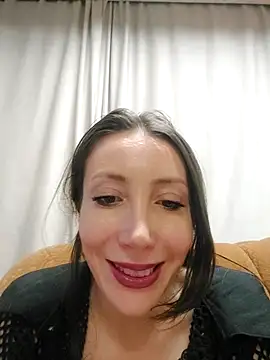 HellaryTourent online show from February 16, 5:20 pm