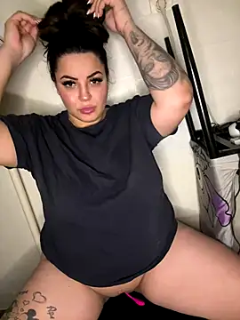 sexybunny18255 online show from January 5, 8:56 pm