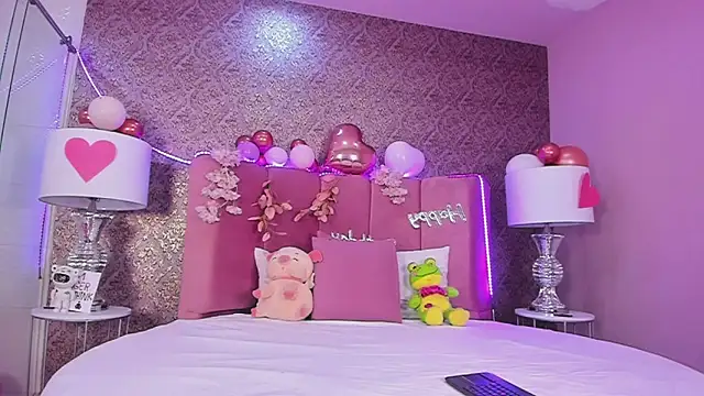 amber sparkle online show from March 10, 12:32 pm