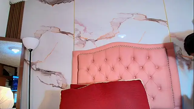 AlyaThompson online show from July 1, 3:41 am