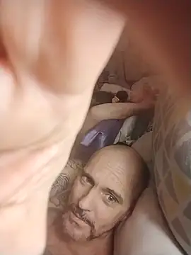 Snapshot of BonnienClyde5421 chatting on March 3, 12:39 am BonnienClyde5421 online show from March 3, 12:39 am