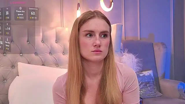 OllieBell online show from October 15, 3:39 am