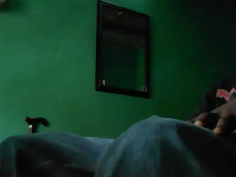 Snapshot of Dhuzu_Jovis chatting on October 26, 12:11 pm Dhuzu Jovis online show from October 26, 12:11 pm