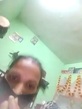 RAYI Queen 4 online show from October 21, 5:24 pm