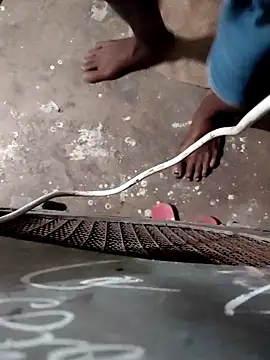 RAYI Queen 4 online show from December 19, 8:16 pm