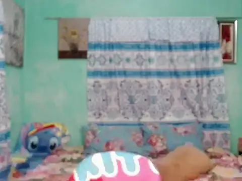 Snapshot of lovelable_smile chatting on June 22, 3:31 pm lovelable smile online show from June 22, 3:31 pm