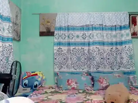 Snapshot of lovelable_smile chatting on July 7, 11:47 am lovelable smile online show from July 7, 11:47 am