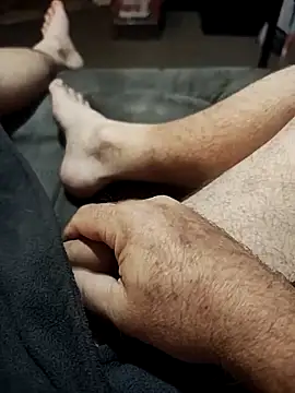 hubbyfun19 online show from April 16, 5:19 am