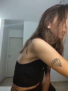 sweetsinxxx online show from March 31, 4:46 am