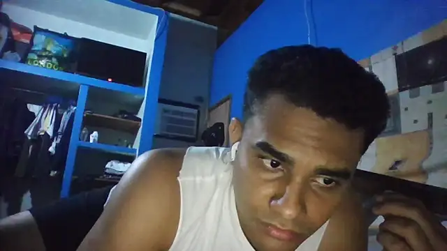 Snapshot of Edward_chubby chatting on September 11, 3:17 am Edward chubby online show from September 11, 3:17 am