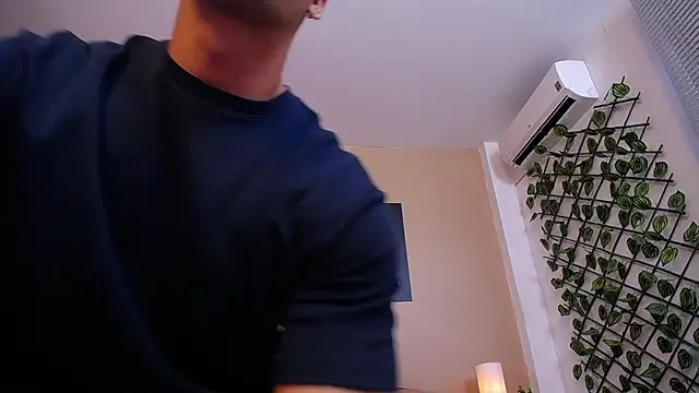 ChristopherBlack  online show from December 17, 1:06 pm