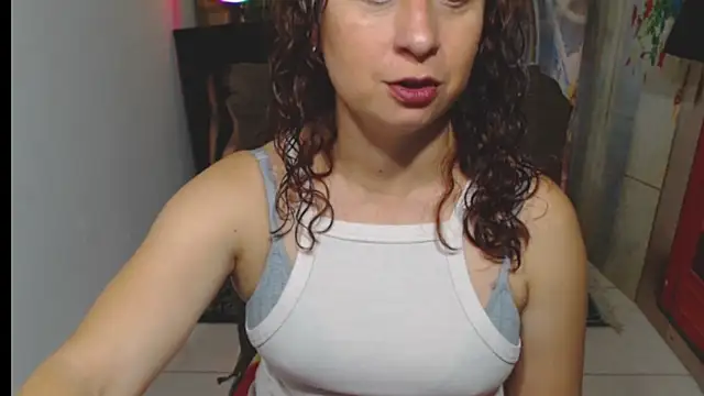 Milf Valeria online show from November 26, 4:08 pm