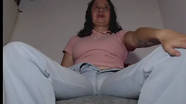 Milf Valeria online show from February 16, 4:14 pm