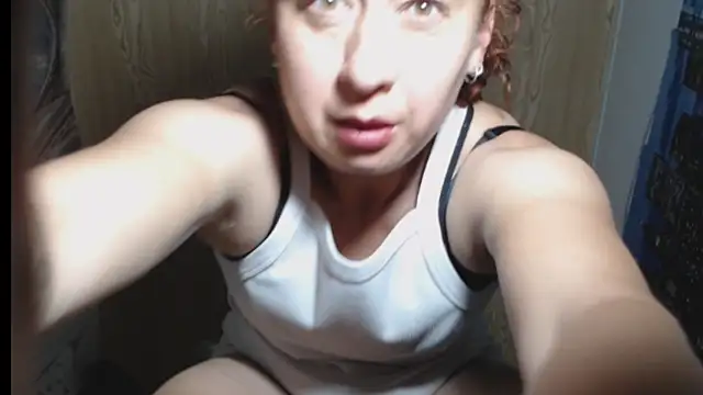 Milf Valeria online show from April 7, 4:29 pm