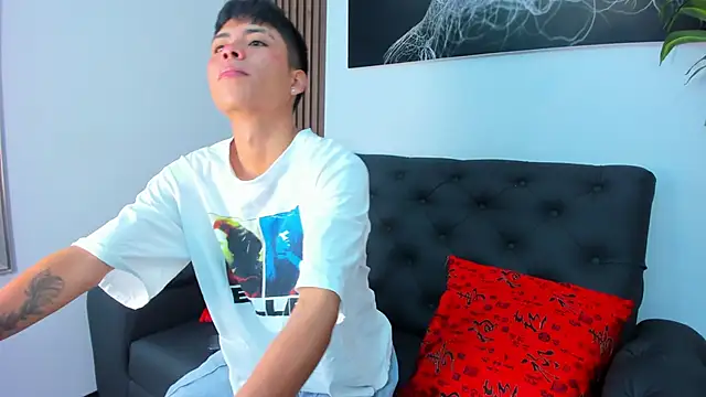 MaxiWildd online show from February 19, 12:34 pm