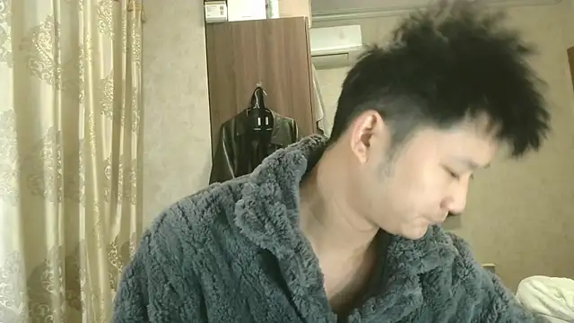 Snapshot of chengliyan chatting on November 27, 9:33 am chengliyan online show from November 27, 9:33 am