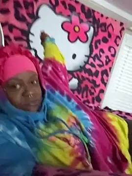 Snapshot of ShesTheOne_444 chatting on October 21, 11:33 am ShesTheOne 444 online show from October 21, 11:33 am