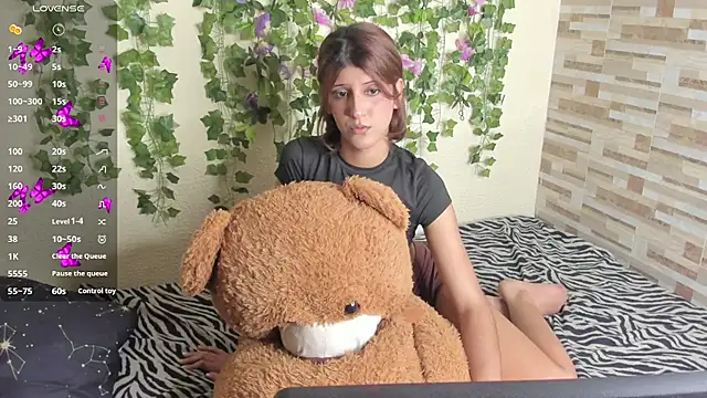 Amy Moonlight online show from December 18, 10:27 pm