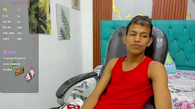 Snapshot of Rory_castro chatting on December 19, 11:01 pm Rory castro online show from December 19, 11:01 pm