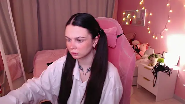 Snapshot of Michela_Fruet chatting on December 5, 1:03 am Michela Fruet online show from December 5, 1:03 am