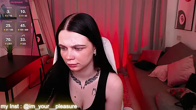 Michela Fruet online show from February 18, 1:01 am