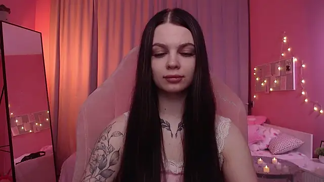 Snapshot of Michela_Fruet chatting on May 22, 1:02 am Michela Fruet online show from May 22, 1:02 am