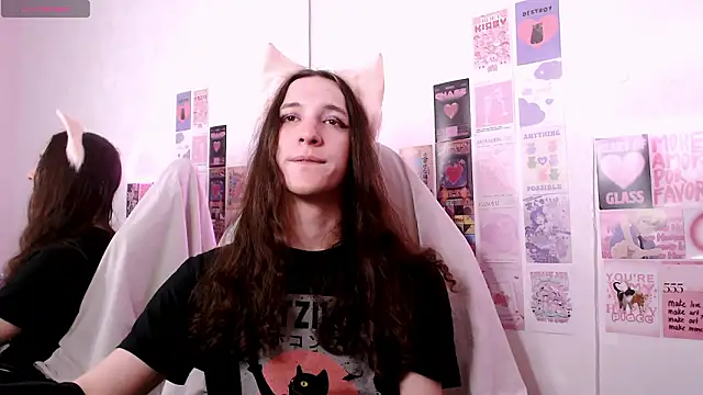 SilverMuse online show from March 22, 9:18 pm