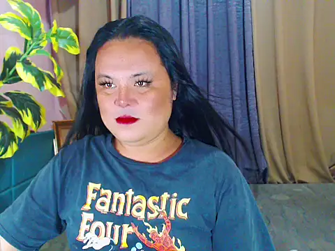 Snapshot of fallen_angel08 chatting on July 22, 1:58 pm fallen angel08 online show from July 22, 1:58 pm
