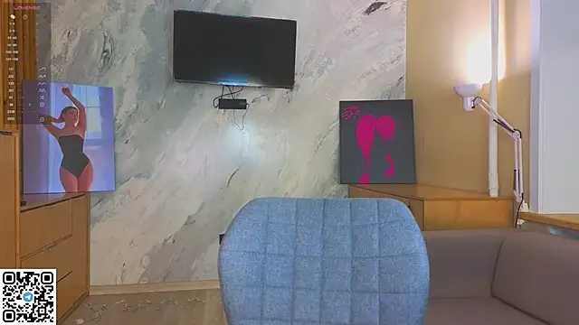 miss bubbles  online show from December 14, 12:49 am