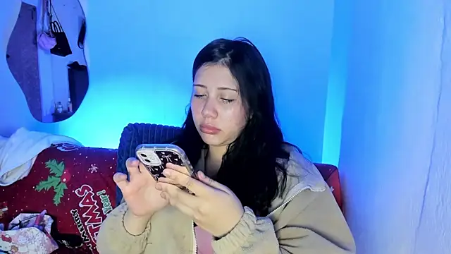 Snapshot of snow_doll chatting on November 27, 11:07 pm snow doll online show from November 27, 11:07 pm