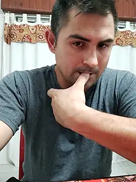 Bradd 32 online show from February 7, 2:37 am