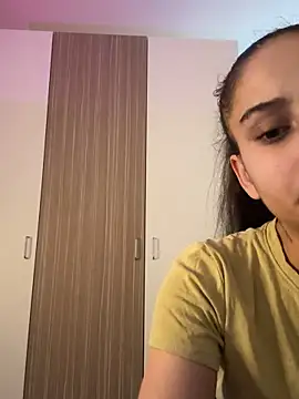 Snapshot of FemmeAffair chatting on February 10, 10:36 pm FemmeAffair online show from February 10, 10:36 pm