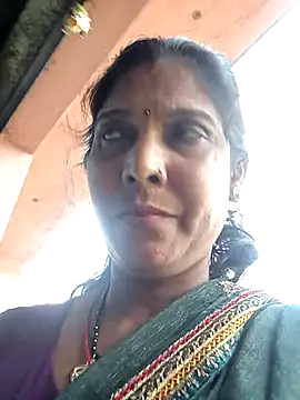 Savita992 online show from November 4, 9:08 am