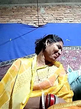 Savita992 online show from December 5, 11:30 am