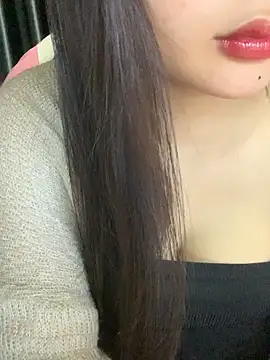 Snapshot of Linhtruong_ chatting on December 17, 4:40 am Linhtruong online show from December 17, 4:40 am