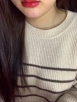 Snapshot of Linhtruong_ chatting on January 13, 4:29 am Linhtruong online show from January 13, 4:29 am