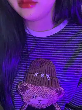 Snapshot of Linhtruong_ chatting on February 14, 3:58 am Linhtruong online show from February 14, 3:58 am