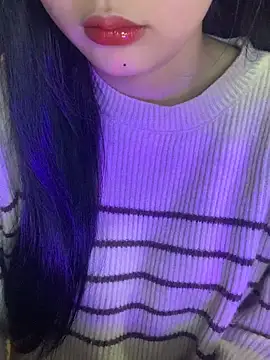 Snapshot of Linhtruong_ chatting on February 20, 1:46 am Linhtruong online show from February 20, 1:46 am