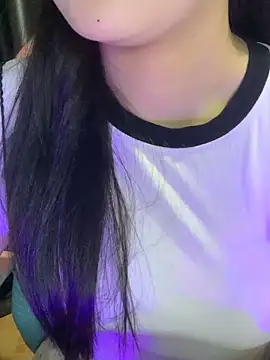 Snapshot of Linhtruong_ chatting on March 2, 4:14 am Linhtruong online show from March 2, 4:14 am