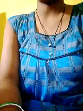 Daisygirl9 online show from October 17, 2:30 pm