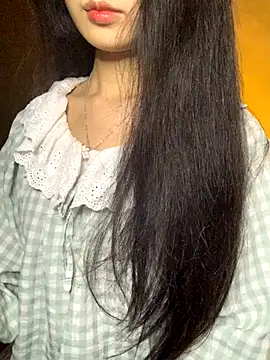 Snapshot of Nhinhi18 chatting on November 30, 3:27 pm Nhinhi18 online show from November 30, 3:27 pm